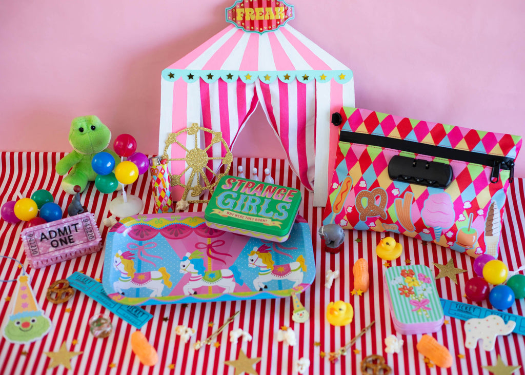 The Peach Fuzz Carousel Tray at Miss Behavin'