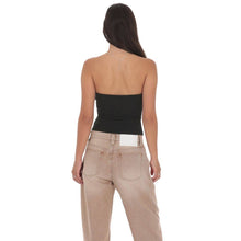 Load image into Gallery viewer, Keyhole Buckle Top in Black