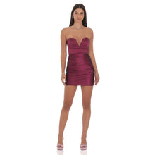 Load image into Gallery viewer, Strapless Sweetheart-Cut Dress in Plum