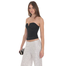 Load image into Gallery viewer, V-Strapless Ruched Top in Black