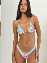 Load image into Gallery viewer, Farida Bikini Bottoms In Hibiscus Wave Blue