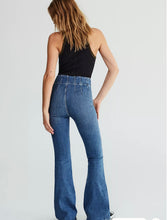 Load image into Gallery viewer, Jayde Flare Jeans- Sunburst Blue
