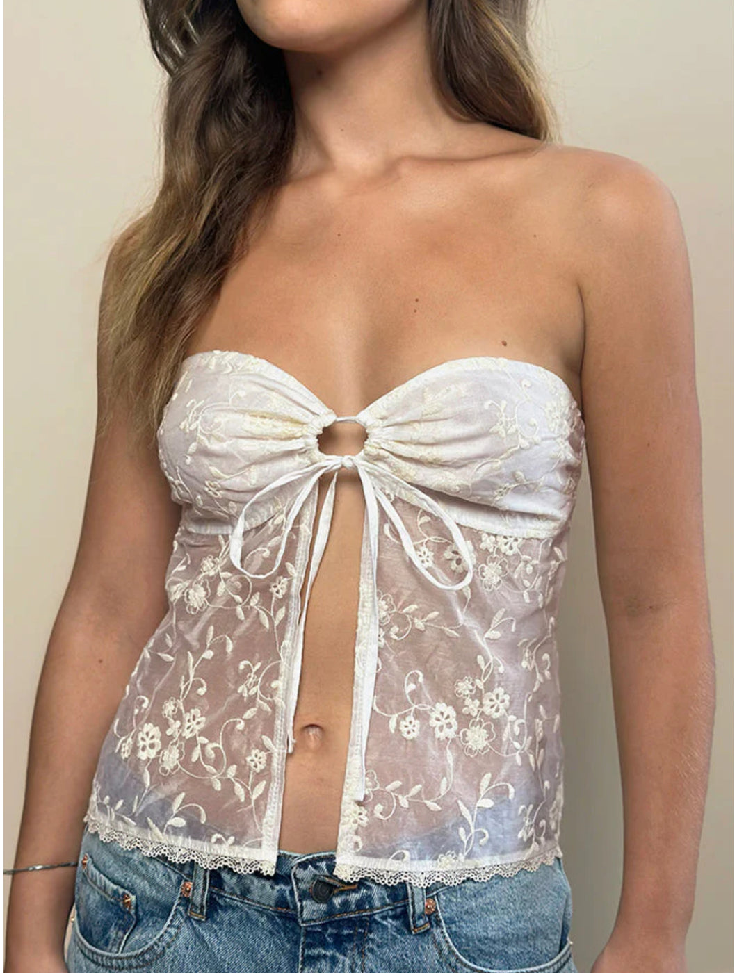 Gretali Top In Fresia Broderie Ivory