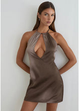 Load image into Gallery viewer, Veslina Mini Dress In Watercolour Warm Grey