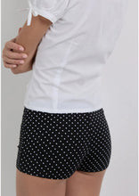 Load image into Gallery viewer, Eunia Short In Micro Polka Black