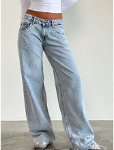 Load image into Gallery viewer, Low Rise Roomy Jeans- 80&#39;S Light Wash Blue