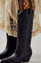 Load image into Gallery viewer, Dixie Boots-Black
