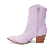 Load image into Gallery viewer, Matisse Bambi Boots- Lavender