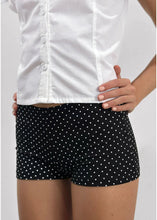 Load image into Gallery viewer, Eunia Short In Micro Polka Black