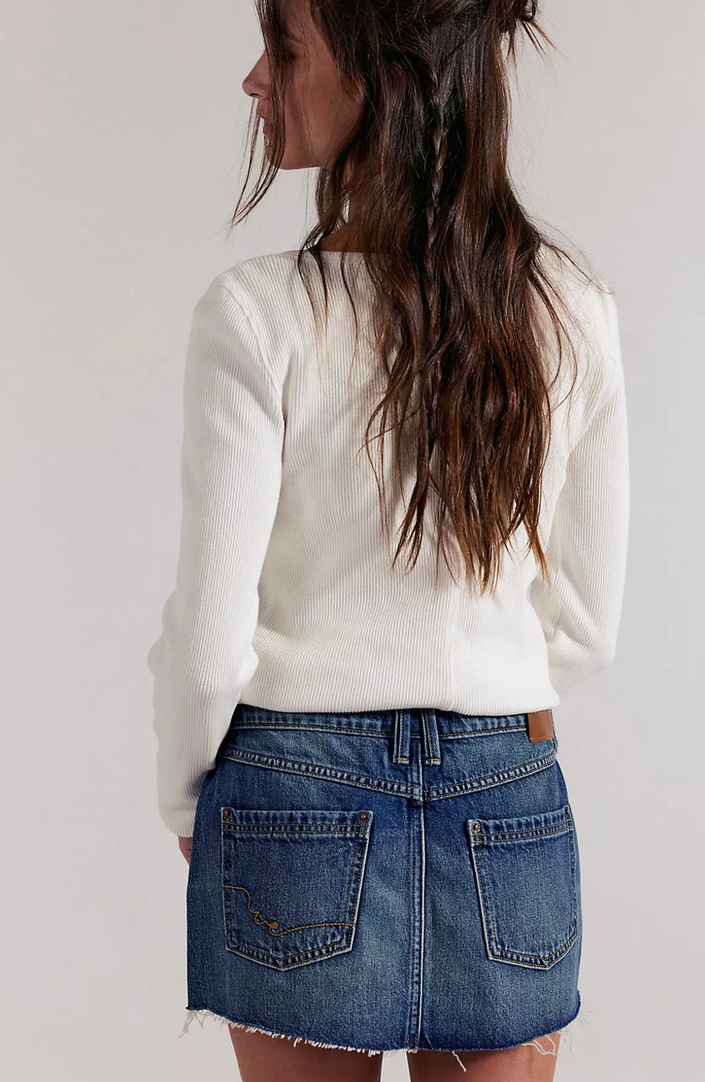 Lainey Low-Rise Mini Skirt- Cool Beans