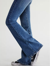 Load image into Gallery viewer, Jayde Flare Jeans- Sunburst Blue