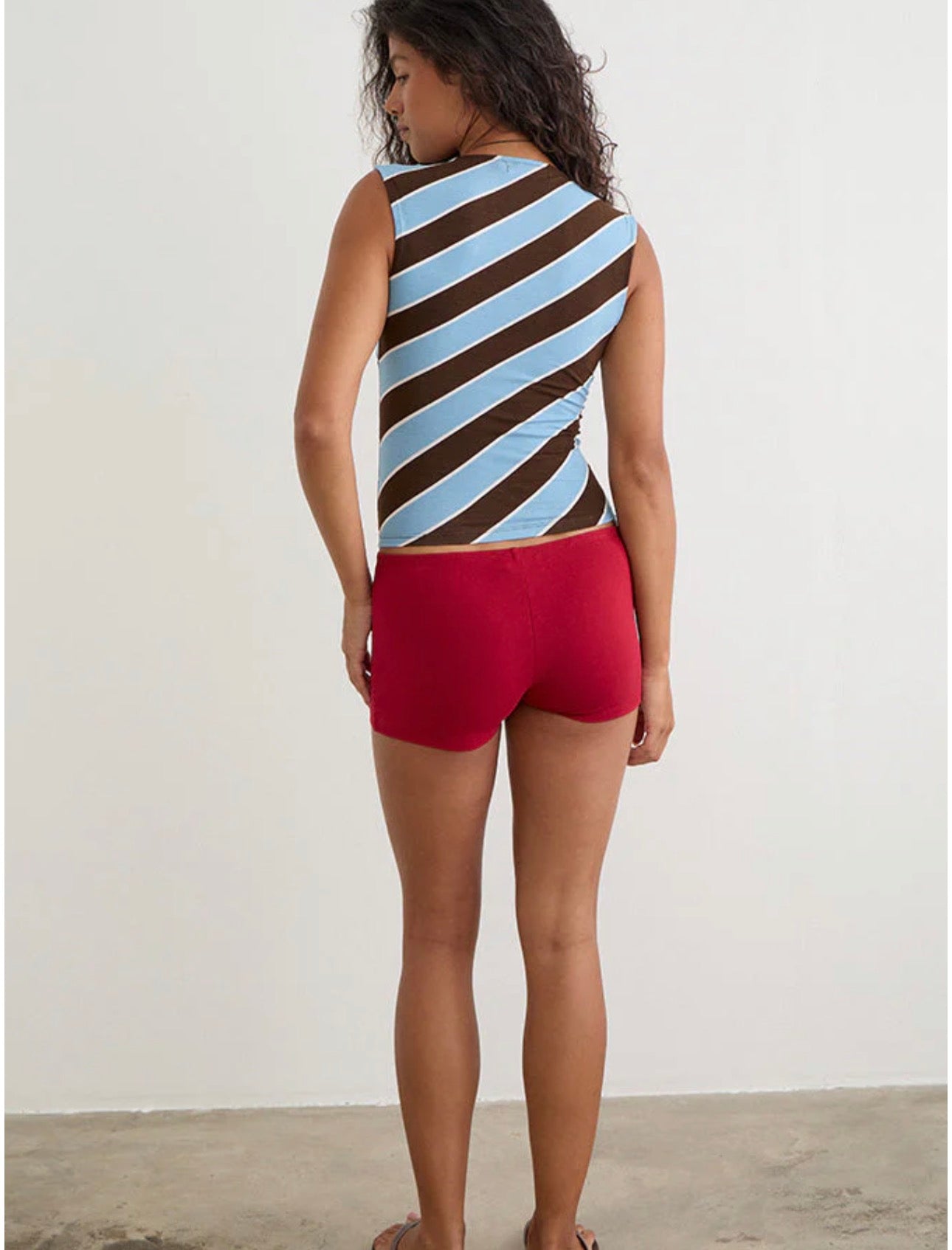 Eunia Shorts- Adrenaline Red