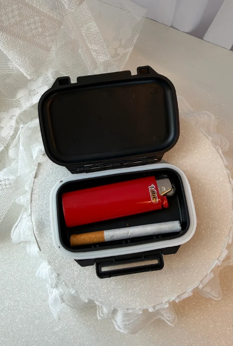 Nicotine Girlie Case