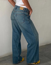 Load image into Gallery viewer, Roomy Extra Wide Low Rise Jeans - Vintage Blue Green
