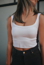 Load image into Gallery viewer, Lizzy Tank - white